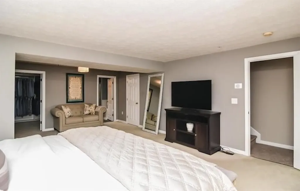 14 Georgetowne Drive Nashua NH 03062