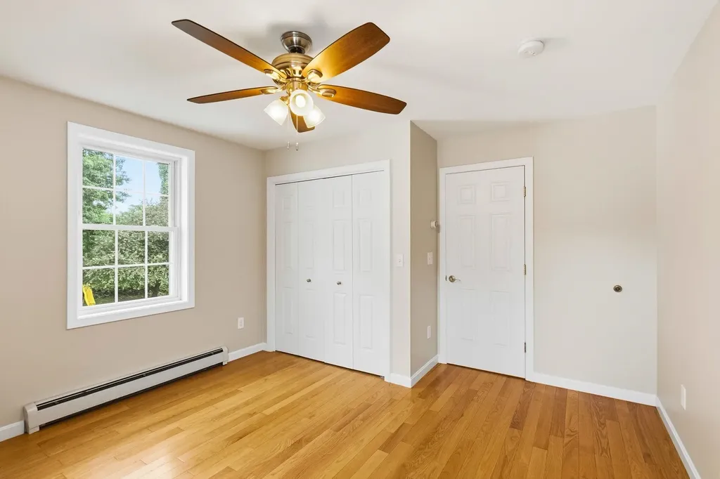 5 Johns Drive Hooksett NH 03106