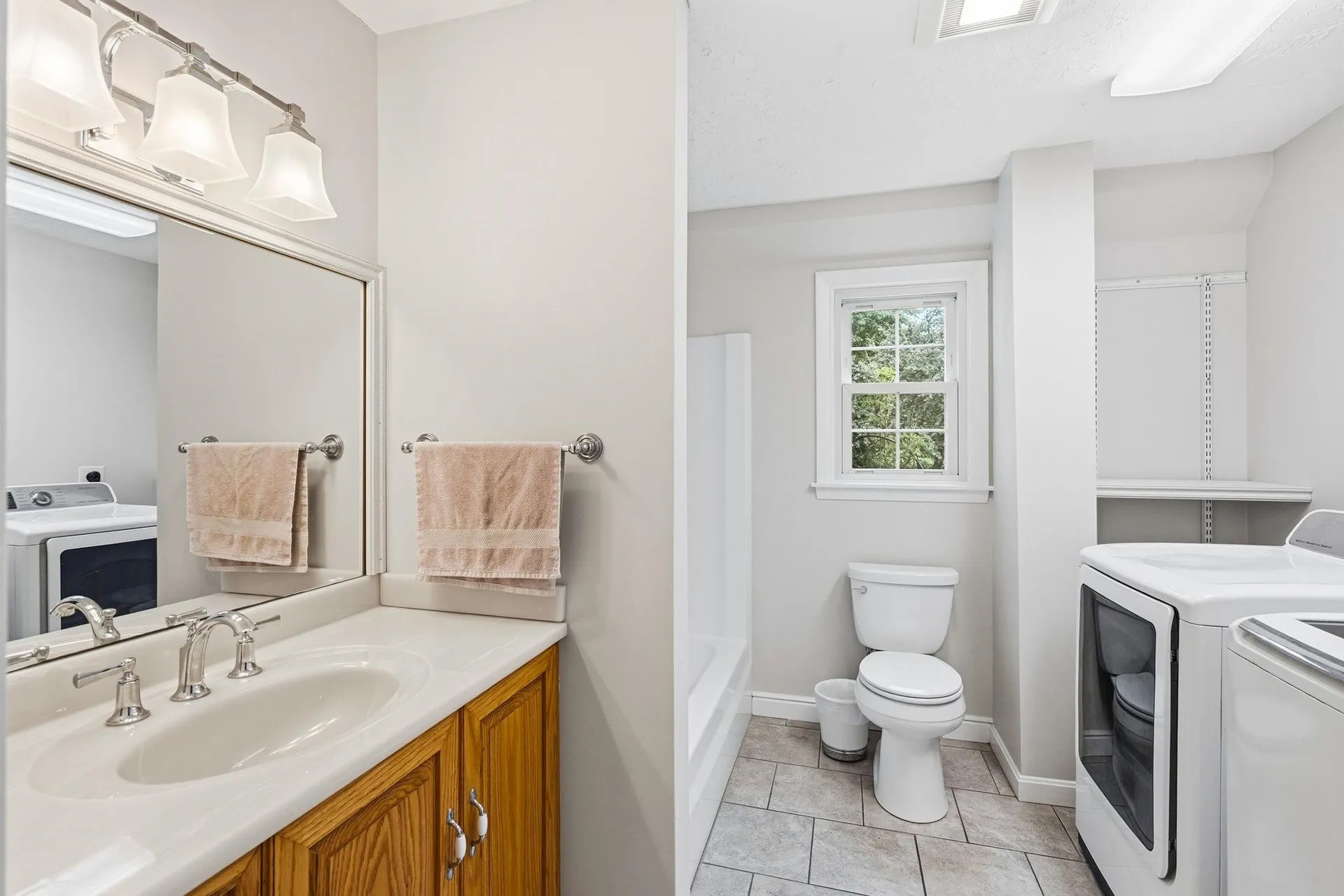 5 Johns Drive Hooksett NH 03106