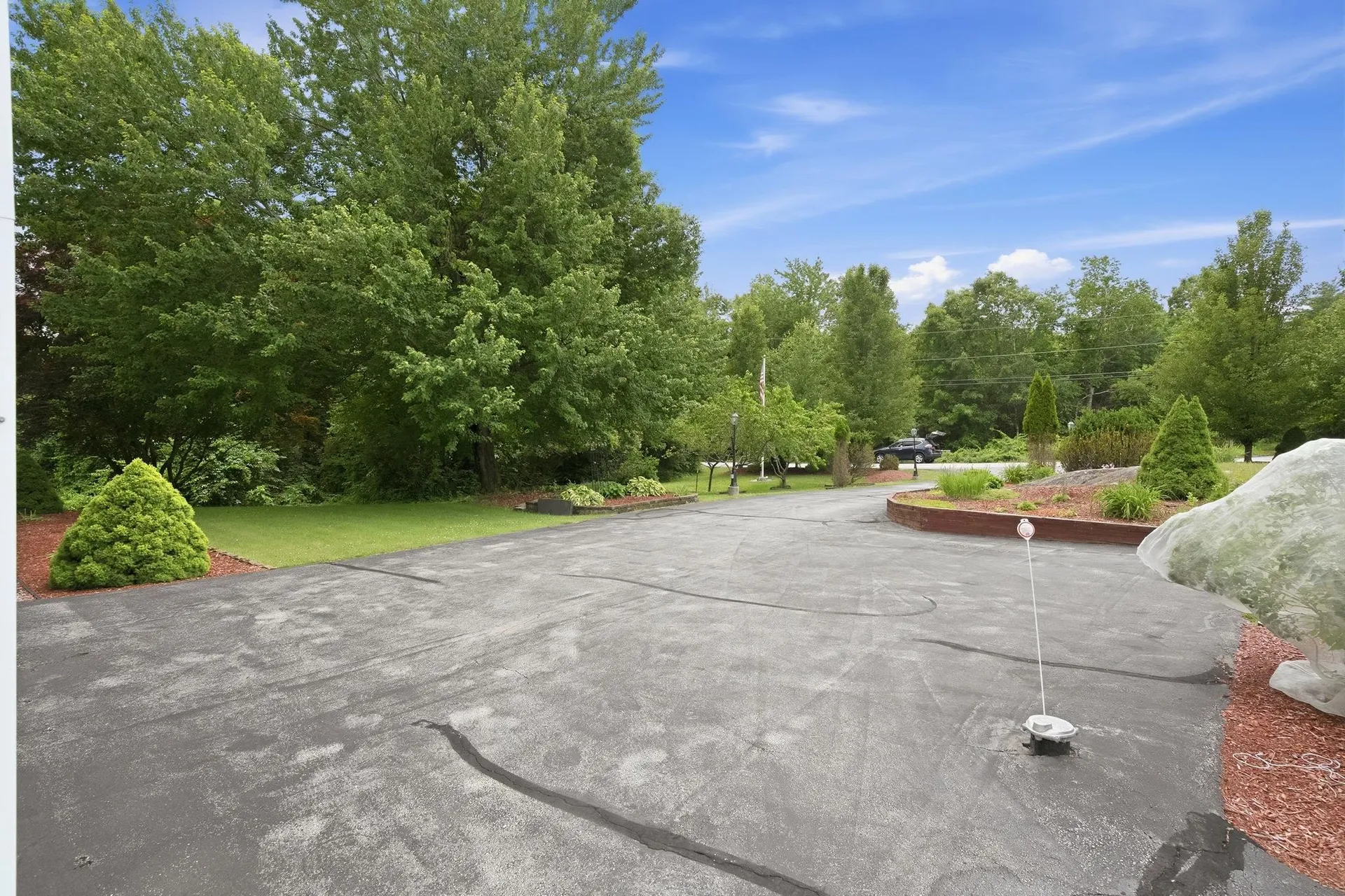 5 Johns Drive Hooksett NH 03106