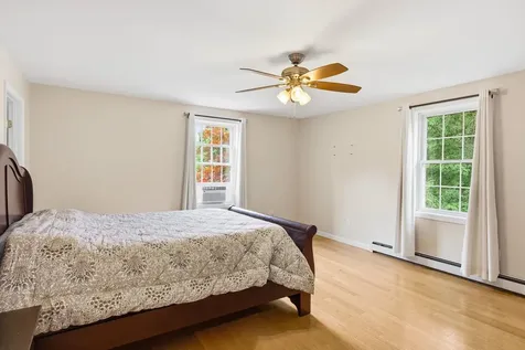 5 Johns Drive Hooksett NH 03106