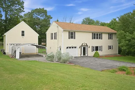 5 Johns Drive Hooksett NH 03106