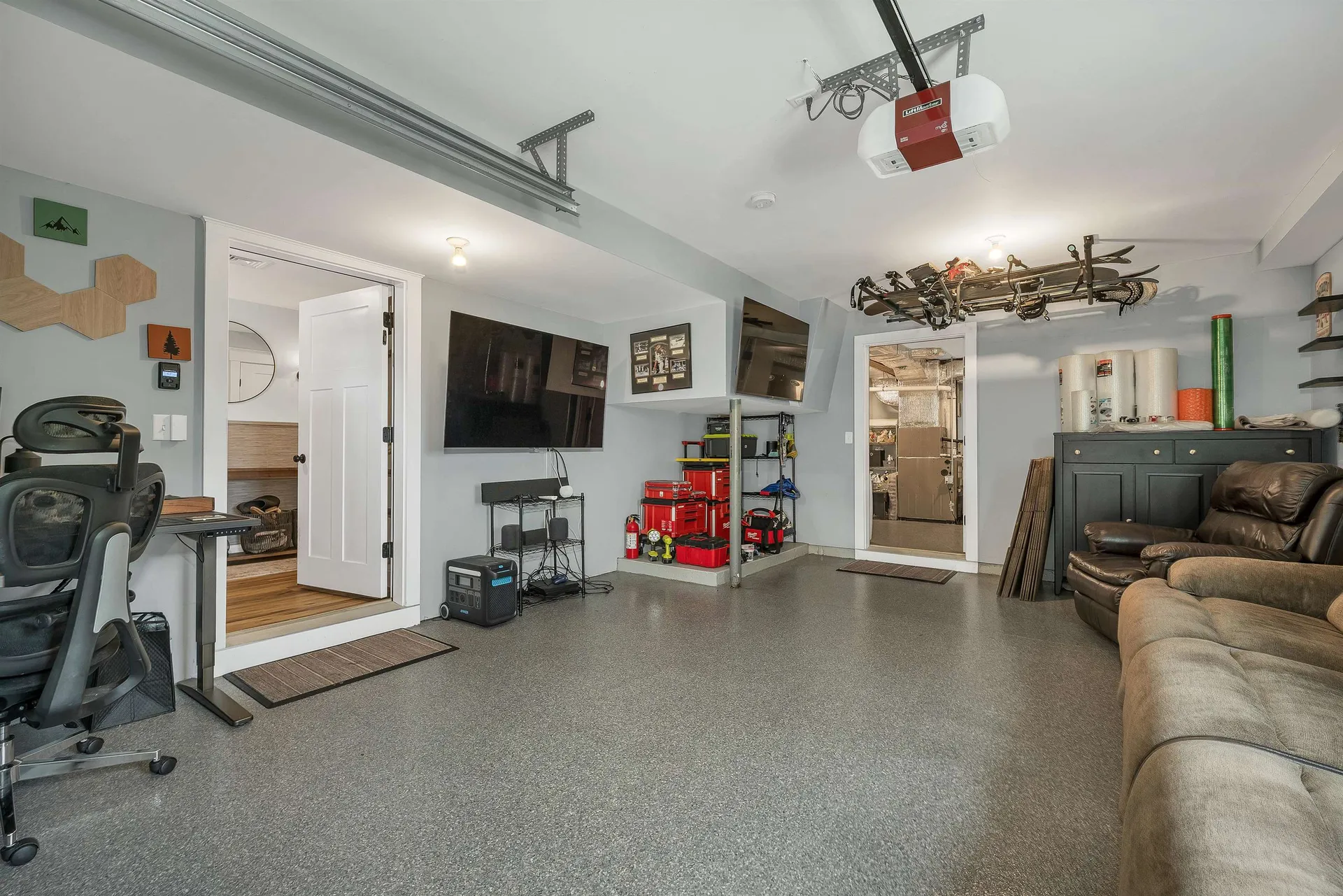 8 Heaphy Lane Dover NH 03820