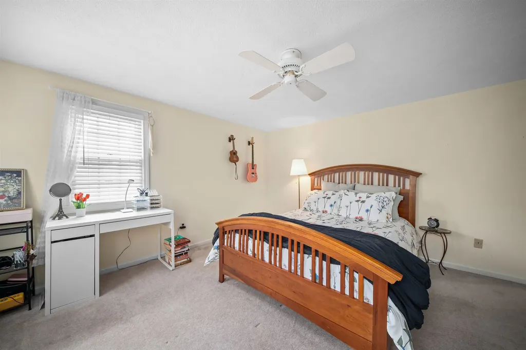 19 Baymeadow Drive Nashua NH 03063