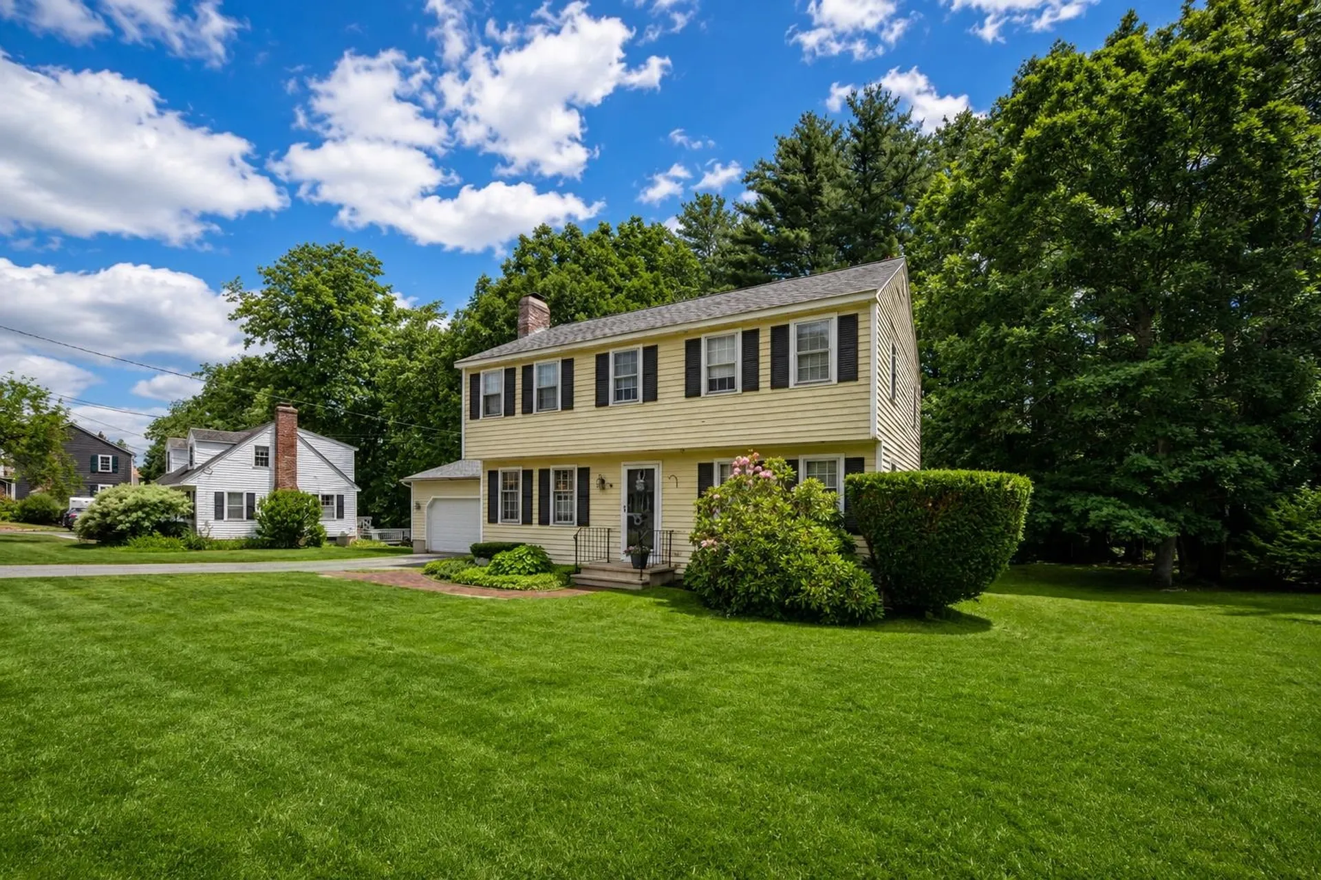 19 Baymeadow Drive Nashua NH 03063