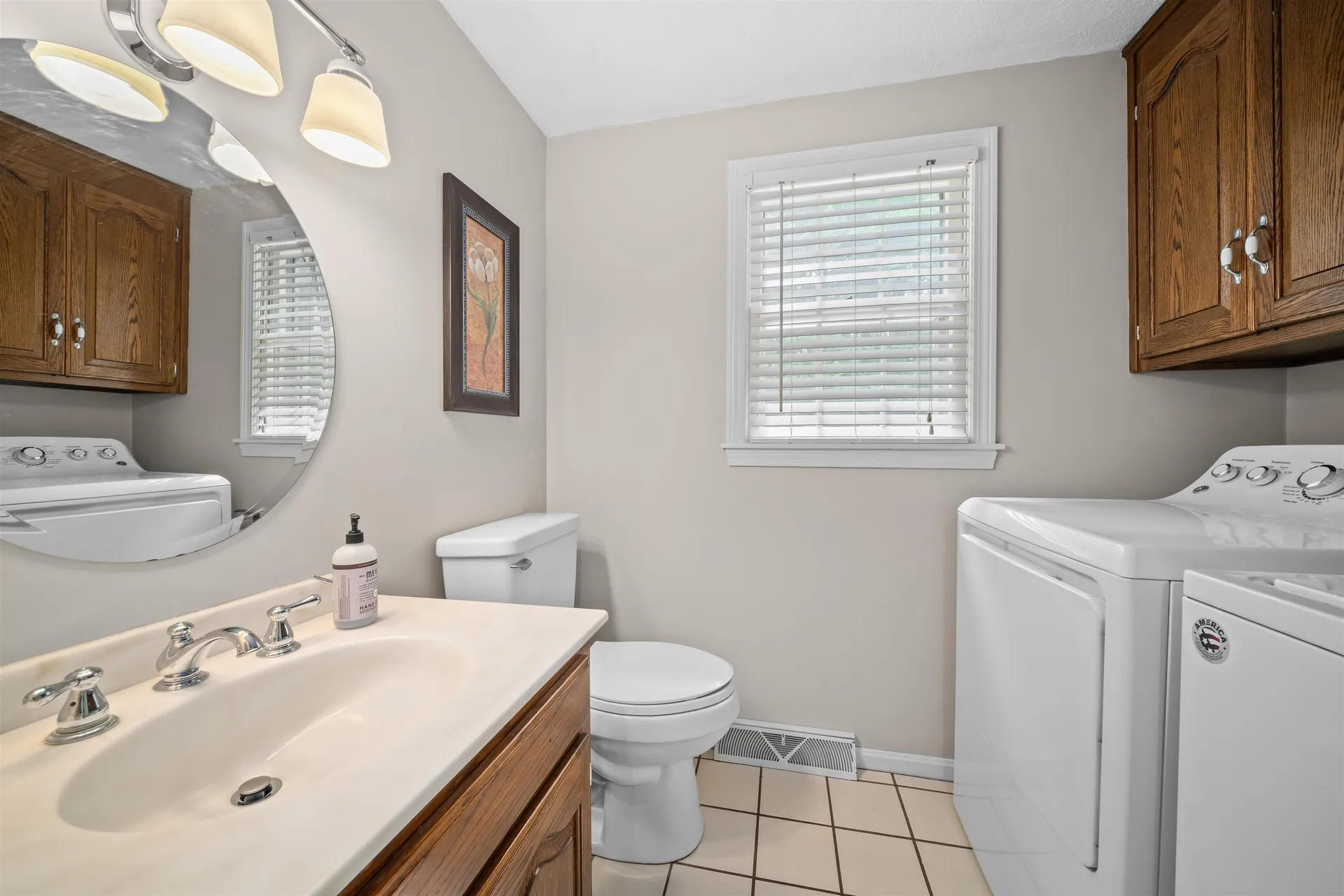 19 Baymeadow Drive Nashua NH 03063