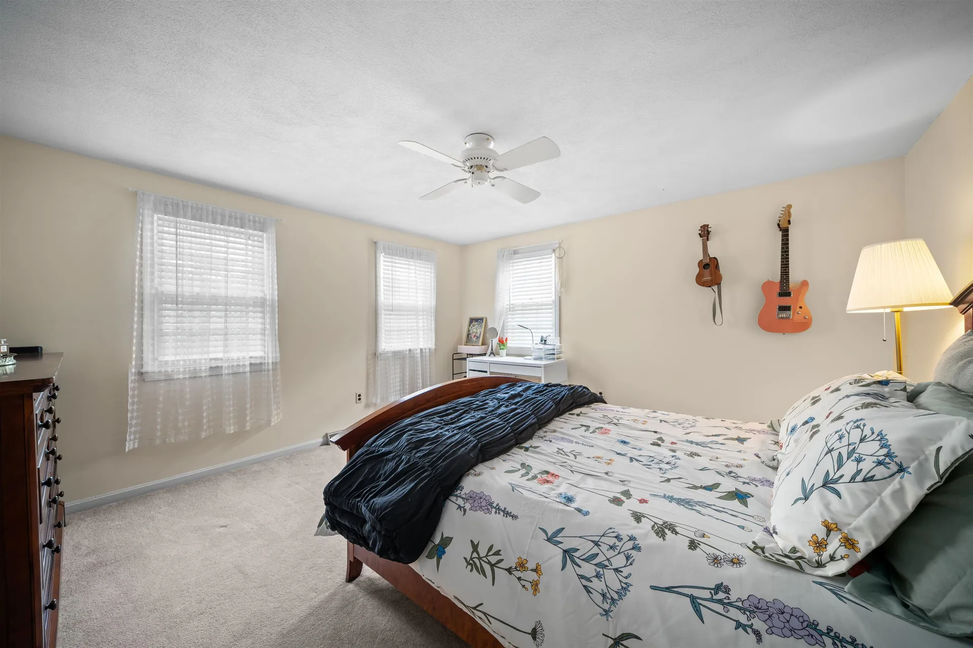 19 Baymeadow Drive Nashua NH 03063