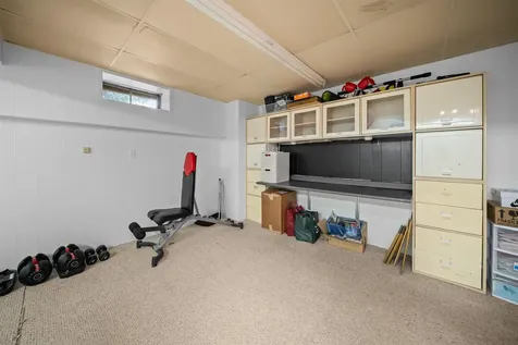 19 Baymeadow Drive Nashua NH 03063