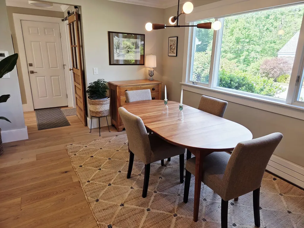 65 Hilltop Place New London NH 03257