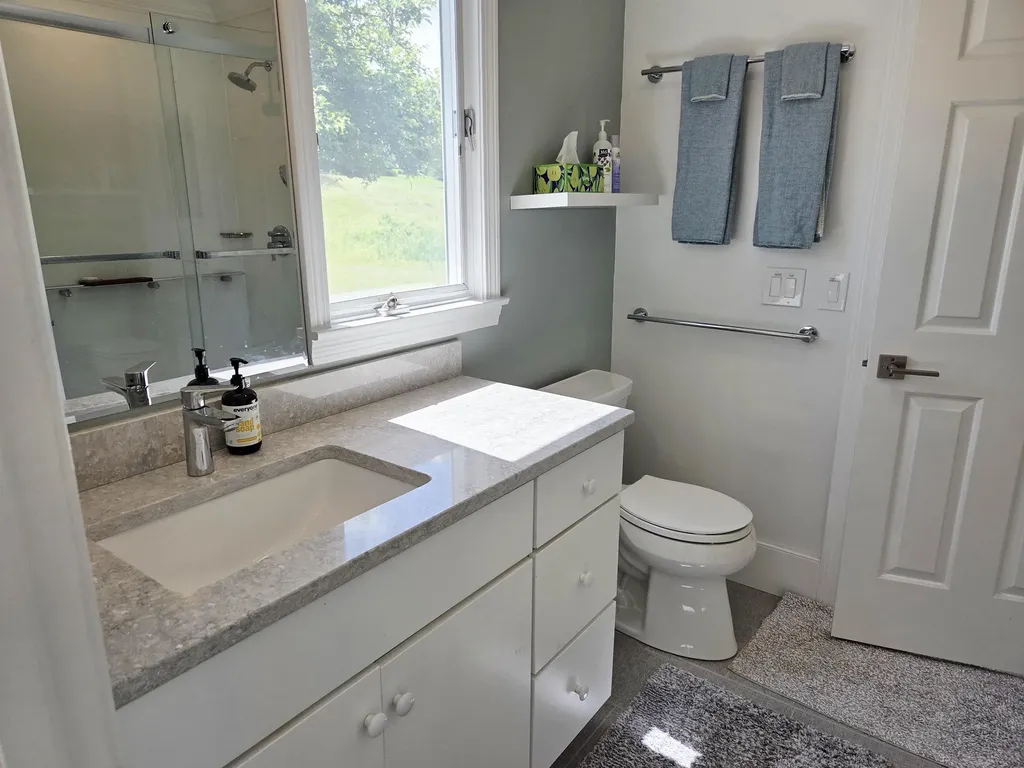 65 Hilltop Place New London NH 03257