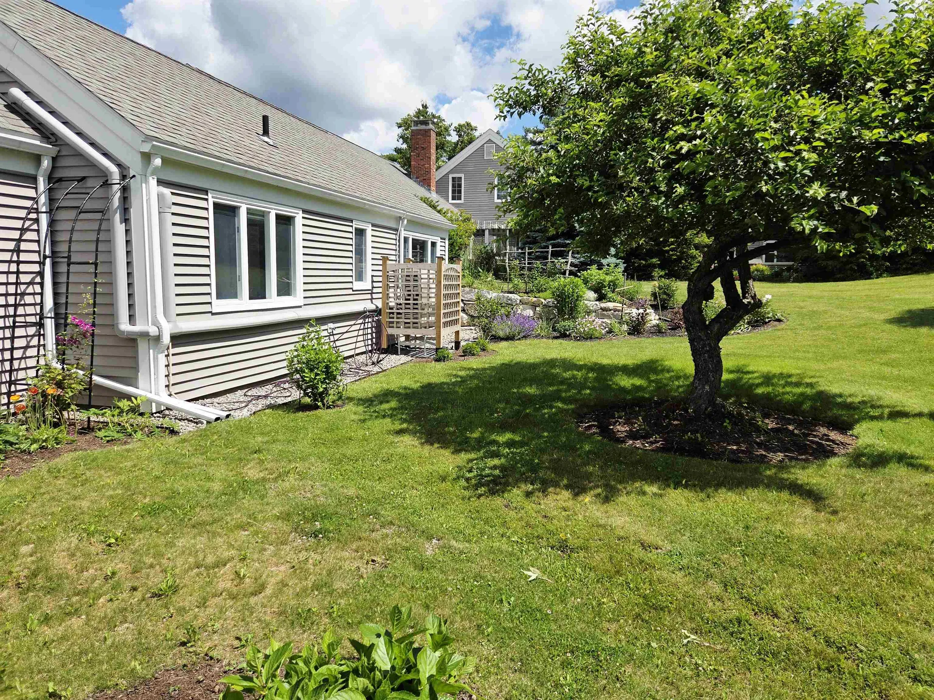 65 Hilltop Place New London NH 03257