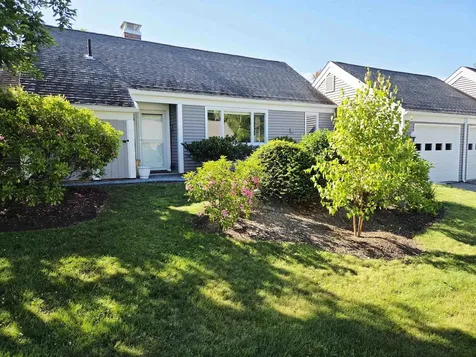 65 Hilltop Place New London NH 03257