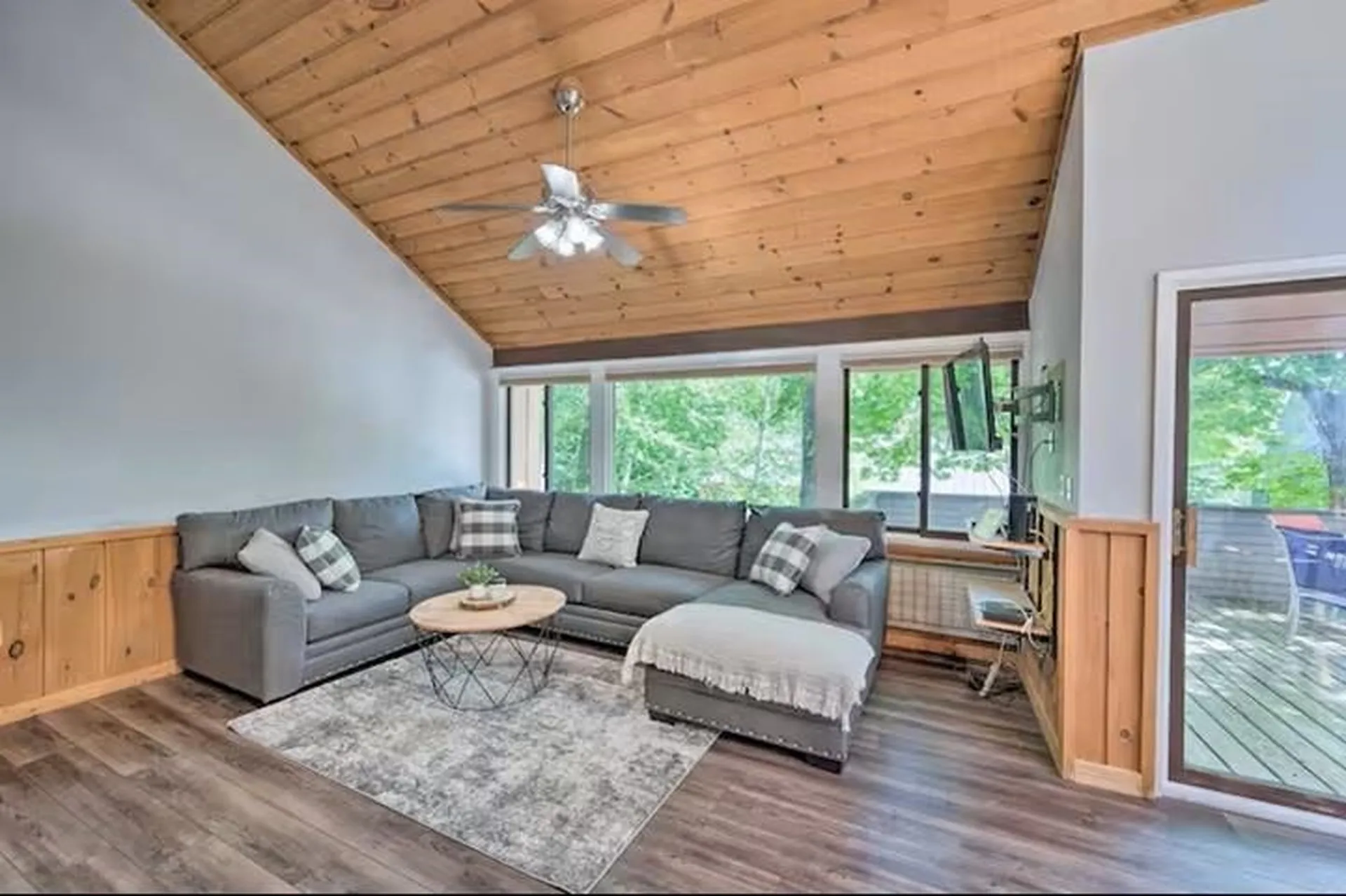 13 Owl Street Lincoln NH 03251