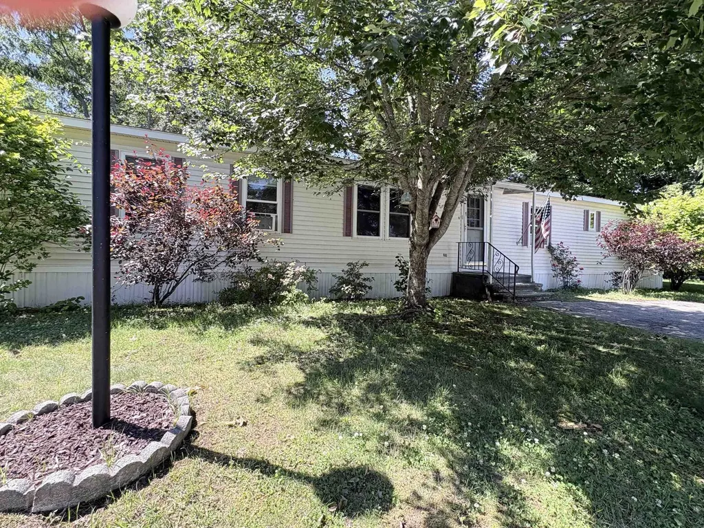 1 Oak Court Seabrook NH 03874