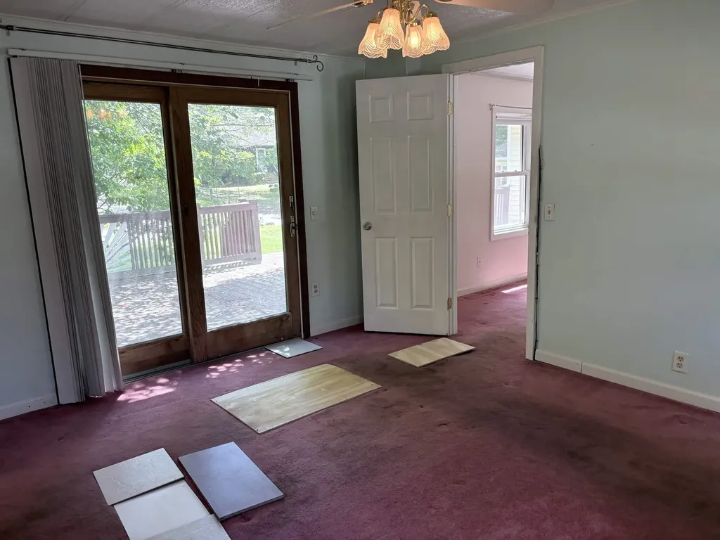 1 Oak Court Seabrook NH 03874