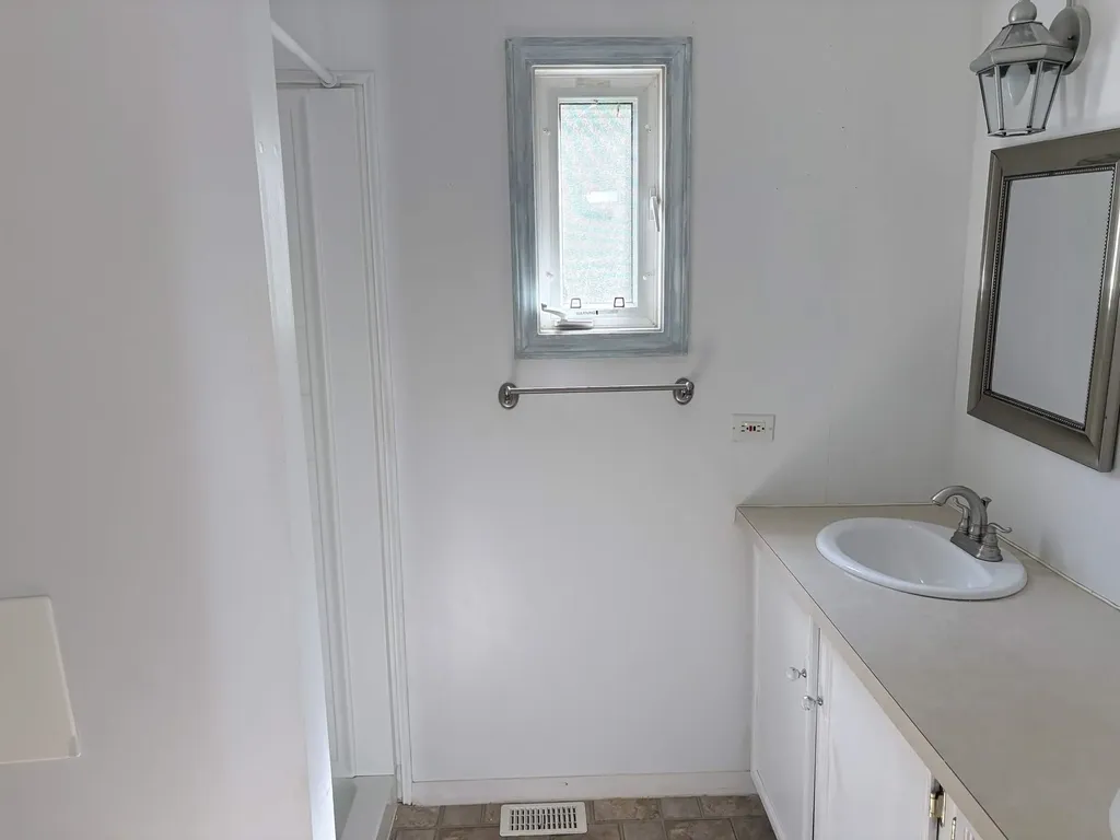 1 Oak Court Seabrook NH 03874