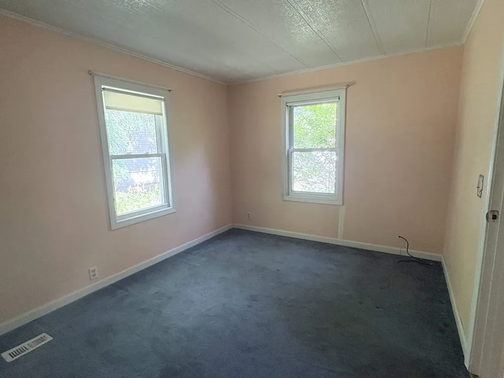 1 Oak Court Seabrook NH 03874