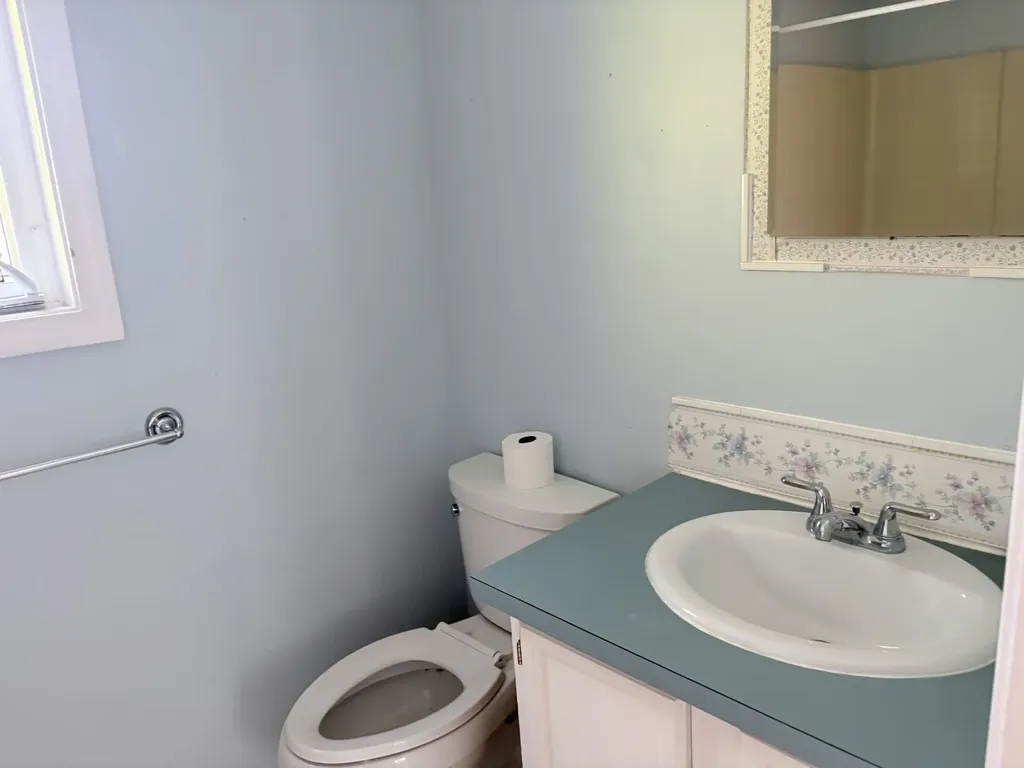 1 Oak Court Seabrook NH 03874
