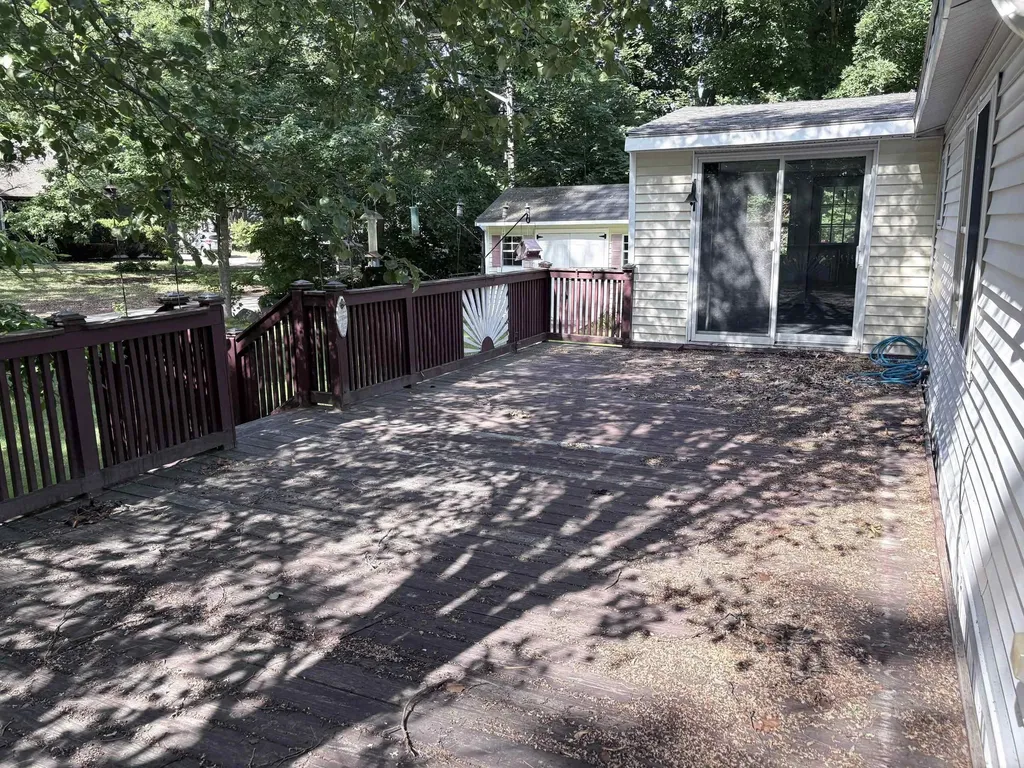 1 Oak Court Seabrook NH 03874