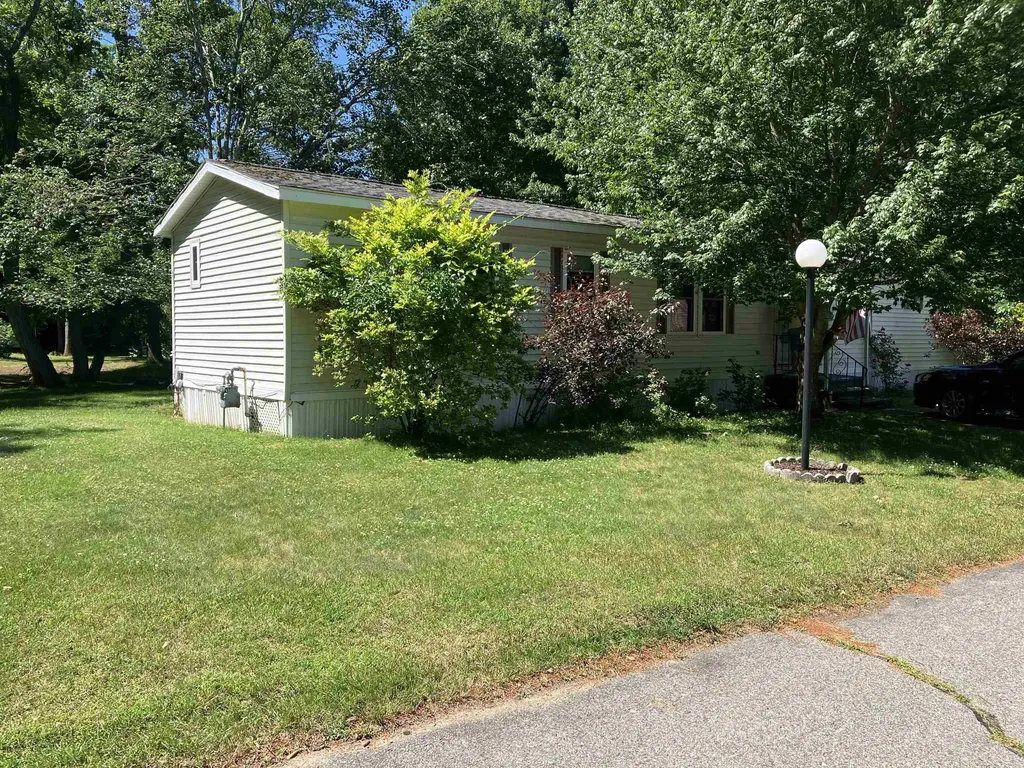 1 Oak Court Seabrook NH 03874