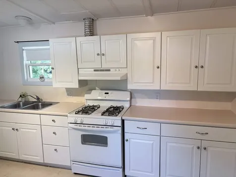 1 Oak Court Seabrook NH 03874