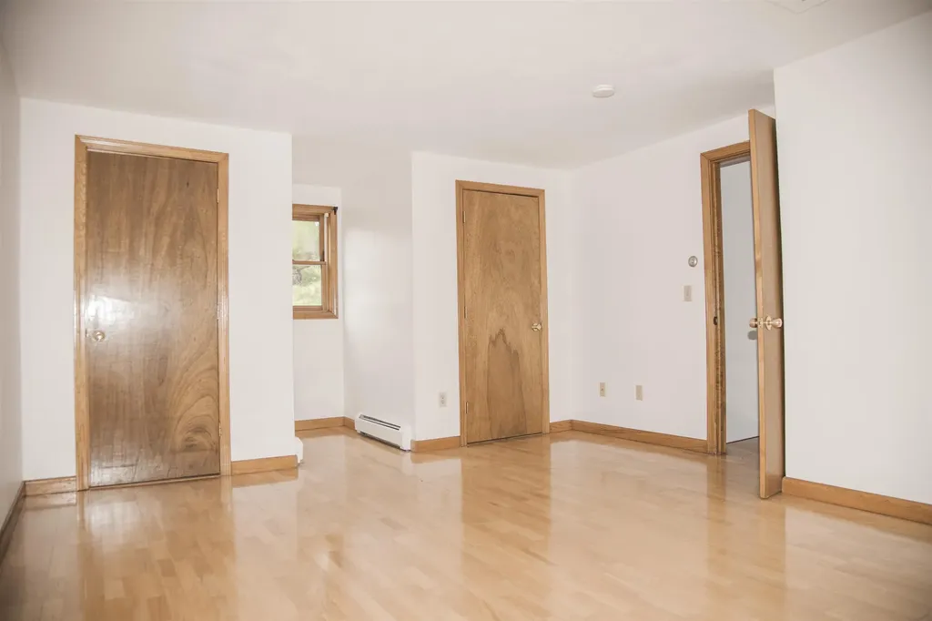 4 Bingham Circle Sandown NH 03873