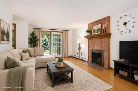 4 Bingham Circle Sandown NH 03873