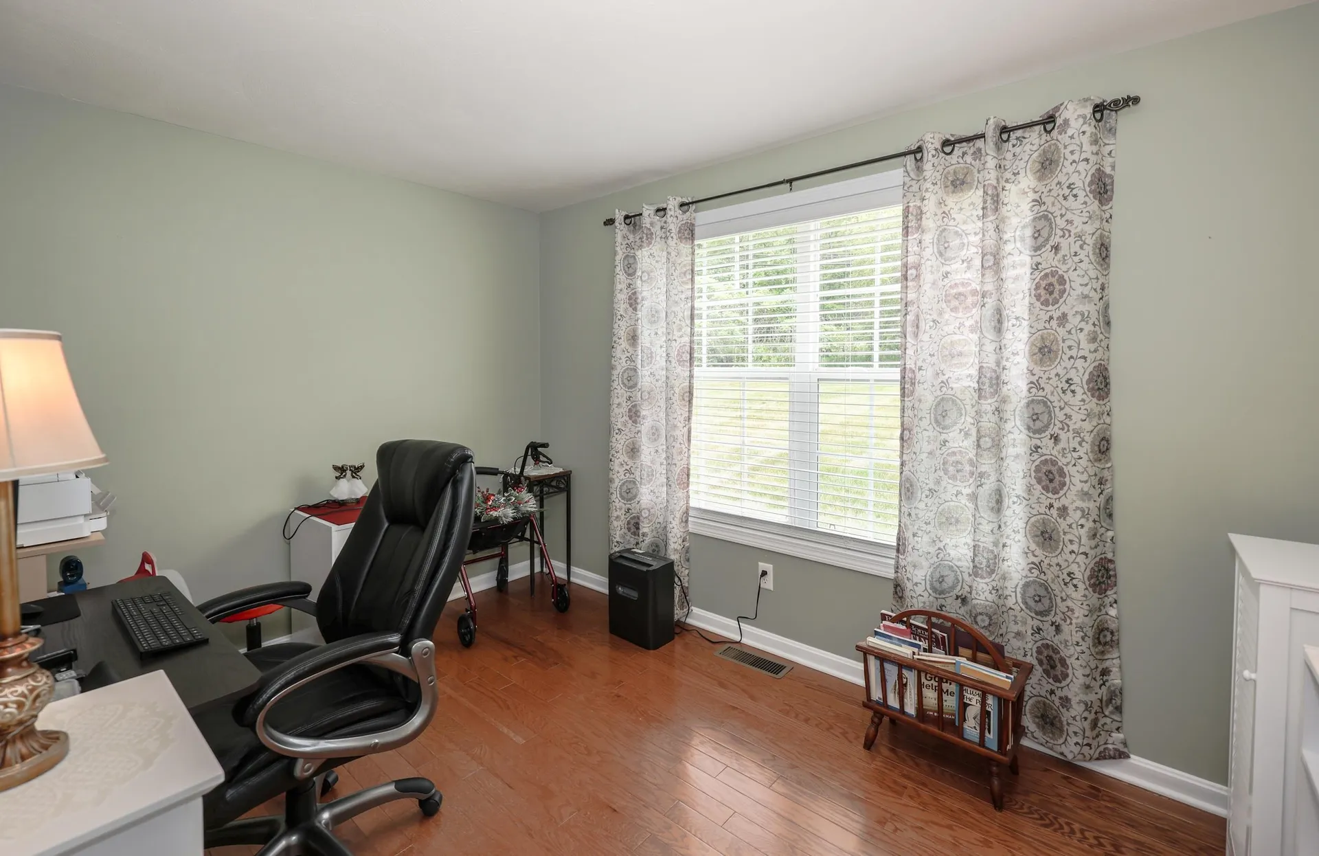 8 Cedar Street Hooksett NH 03106