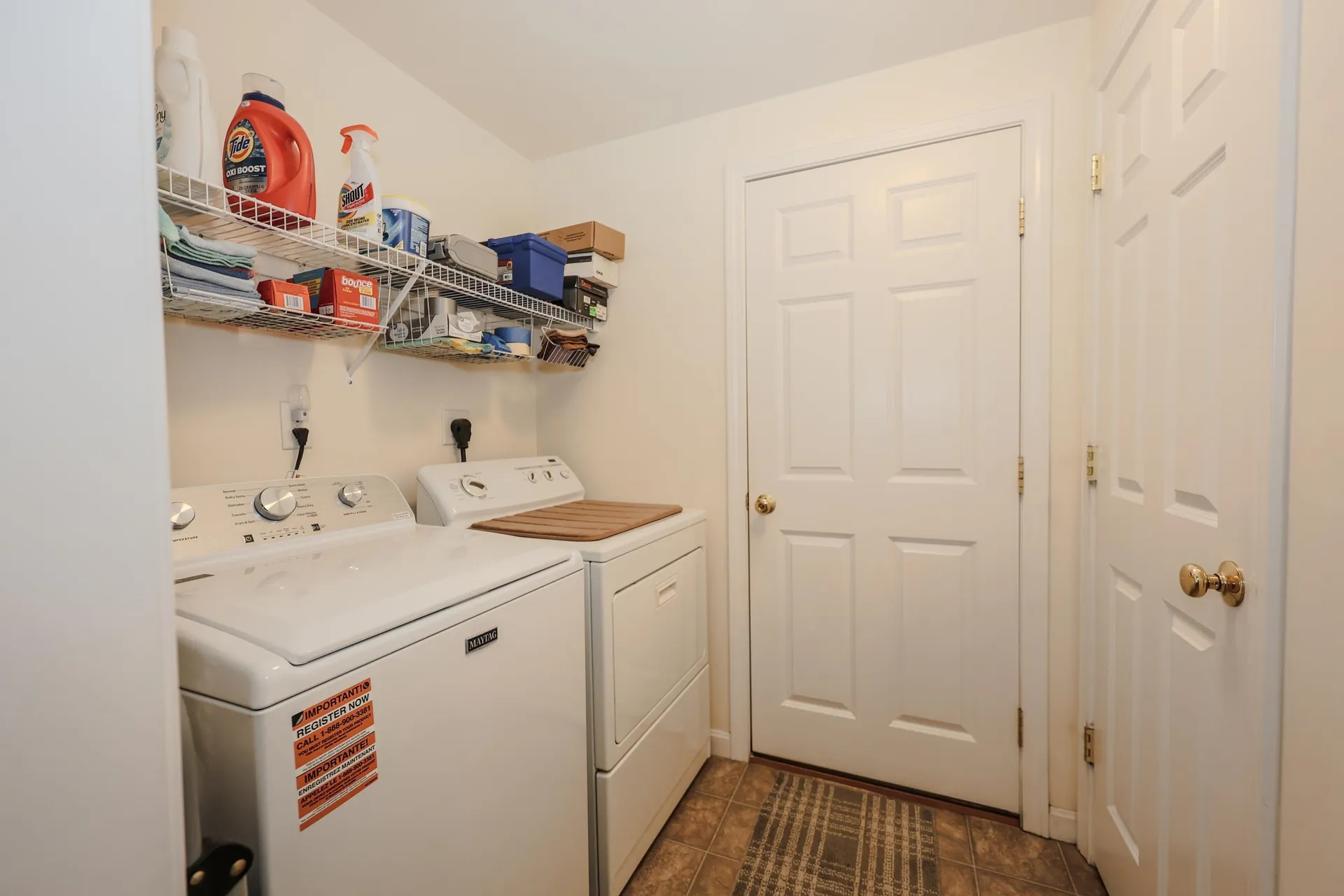 8 Cedar Street Hooksett NH 03106