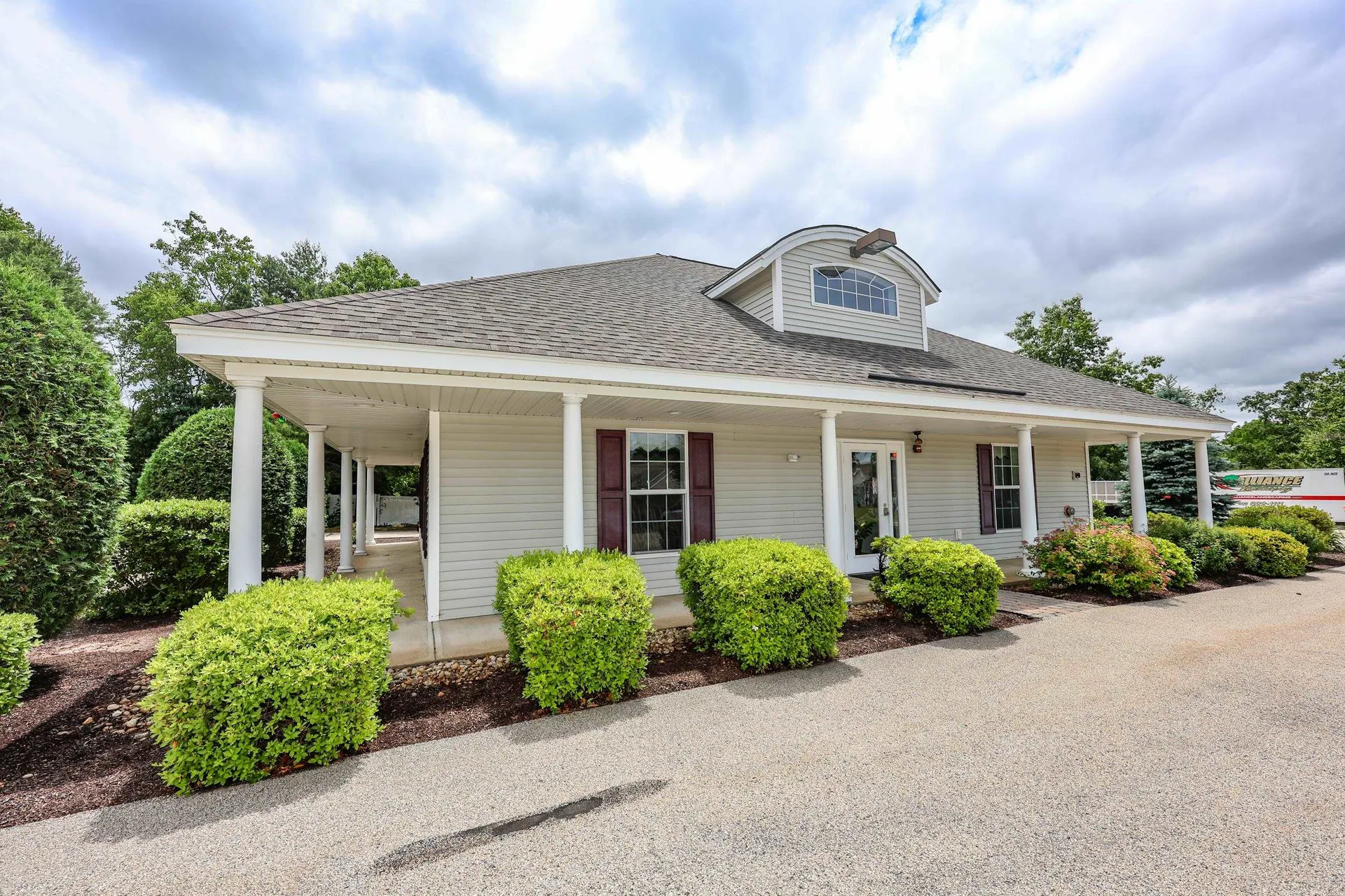 8 Cedar Street Hooksett NH 03106