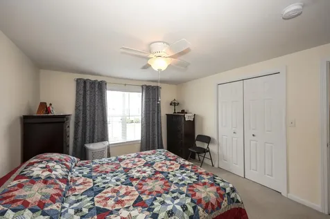 8 Cedar Street Hooksett NH 03106