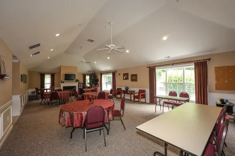 8 Cedar Street Hooksett NH 03106