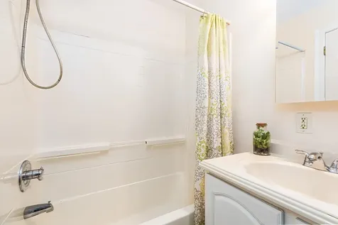 537 Islington Street Portsmouth NH 03801