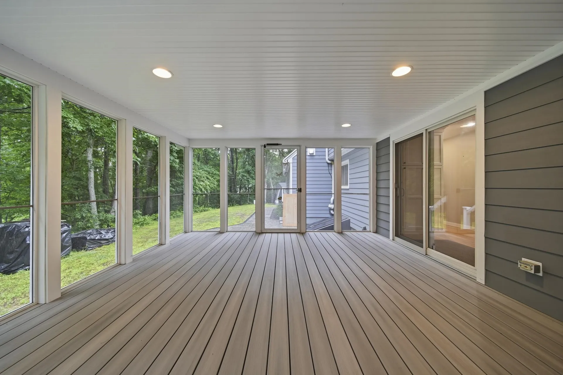 11 Montgomery Farm Road Derry NH 03038