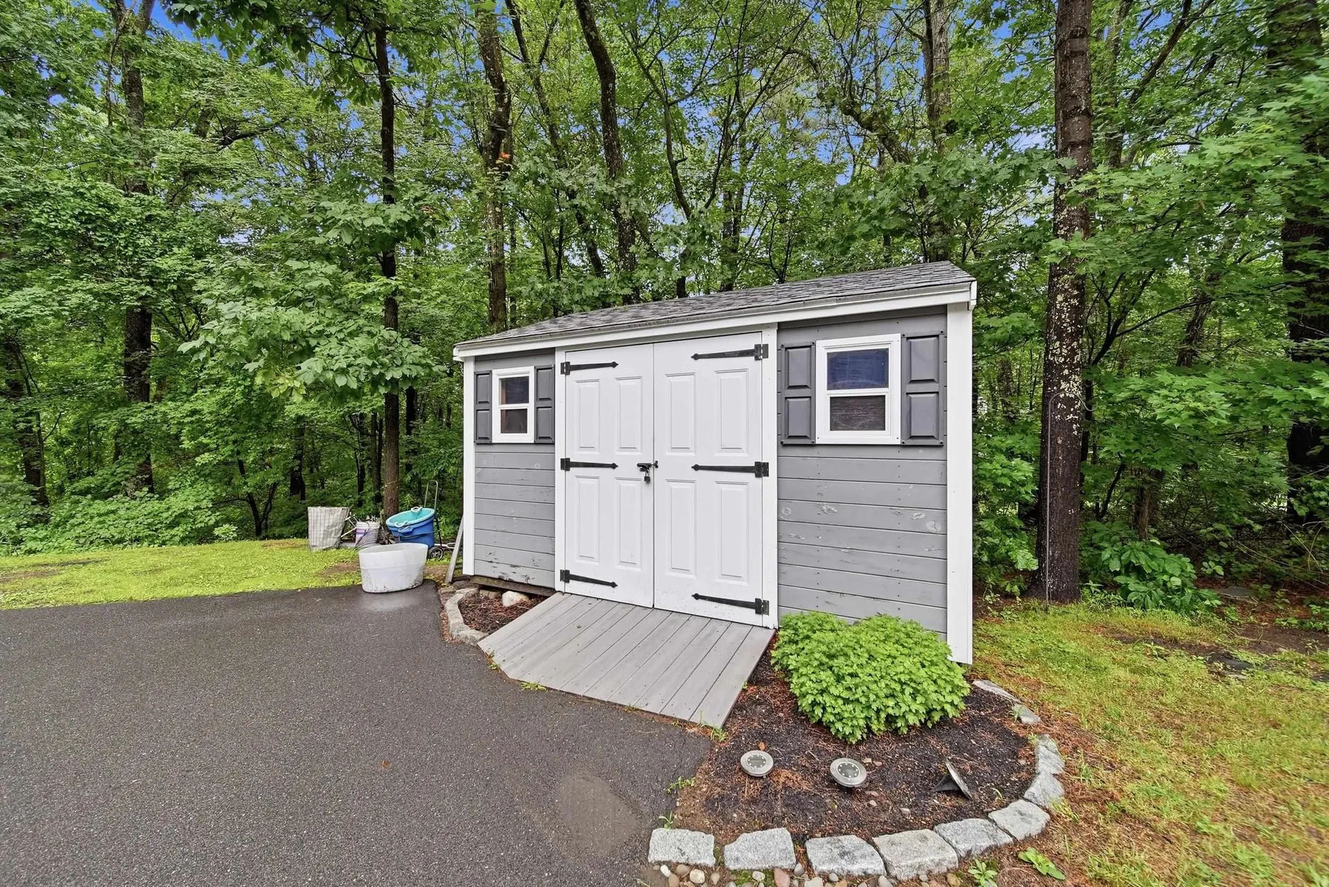 11 Montgomery Farm Road Derry NH 03038