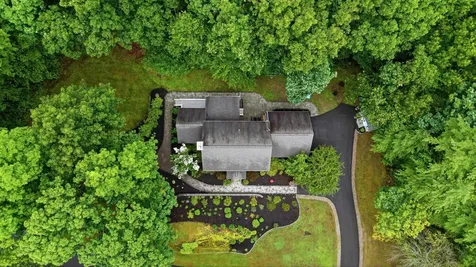 11 Montgomery Farm Road Derry NH 03038