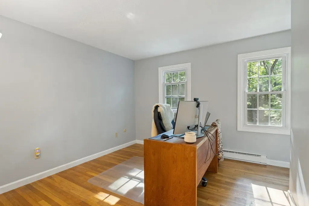 46 Woodridge Road Durham NH 03824