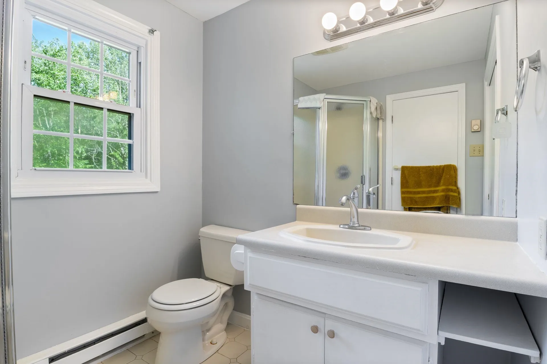 46 Woodridge Road Durham NH 03824