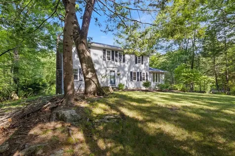 46 Woodridge Road Durham NH 03824