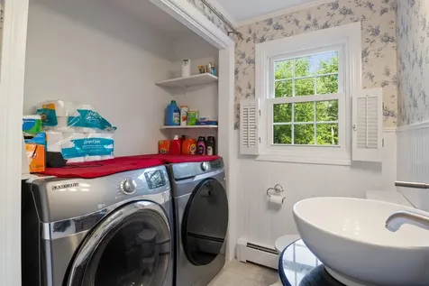 46 Woodridge Road Durham NH 03824