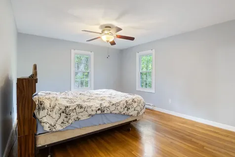 46 Woodridge Road Durham NH 03824