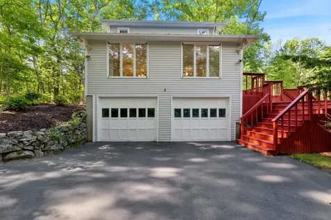 46 Woodridge Road Durham NH 03824