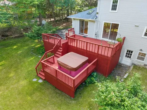 46 Woodridge Road Durham NH 03824
