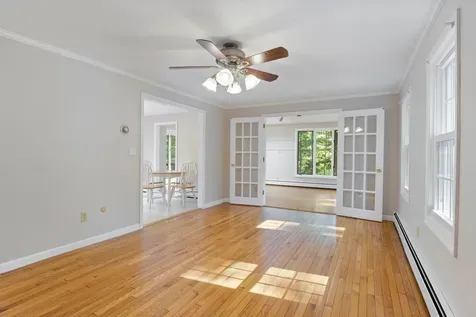 46 Woodridge Road Durham NH 03824