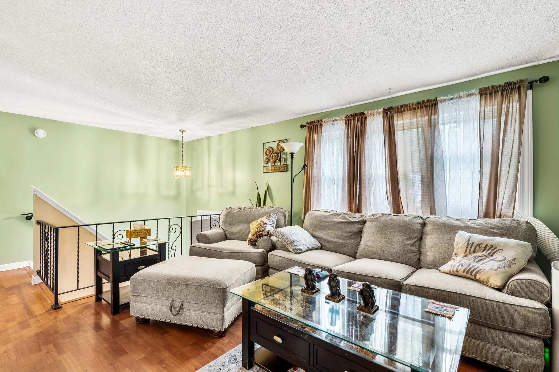 12L Rebecca Lane Derry NH 03038