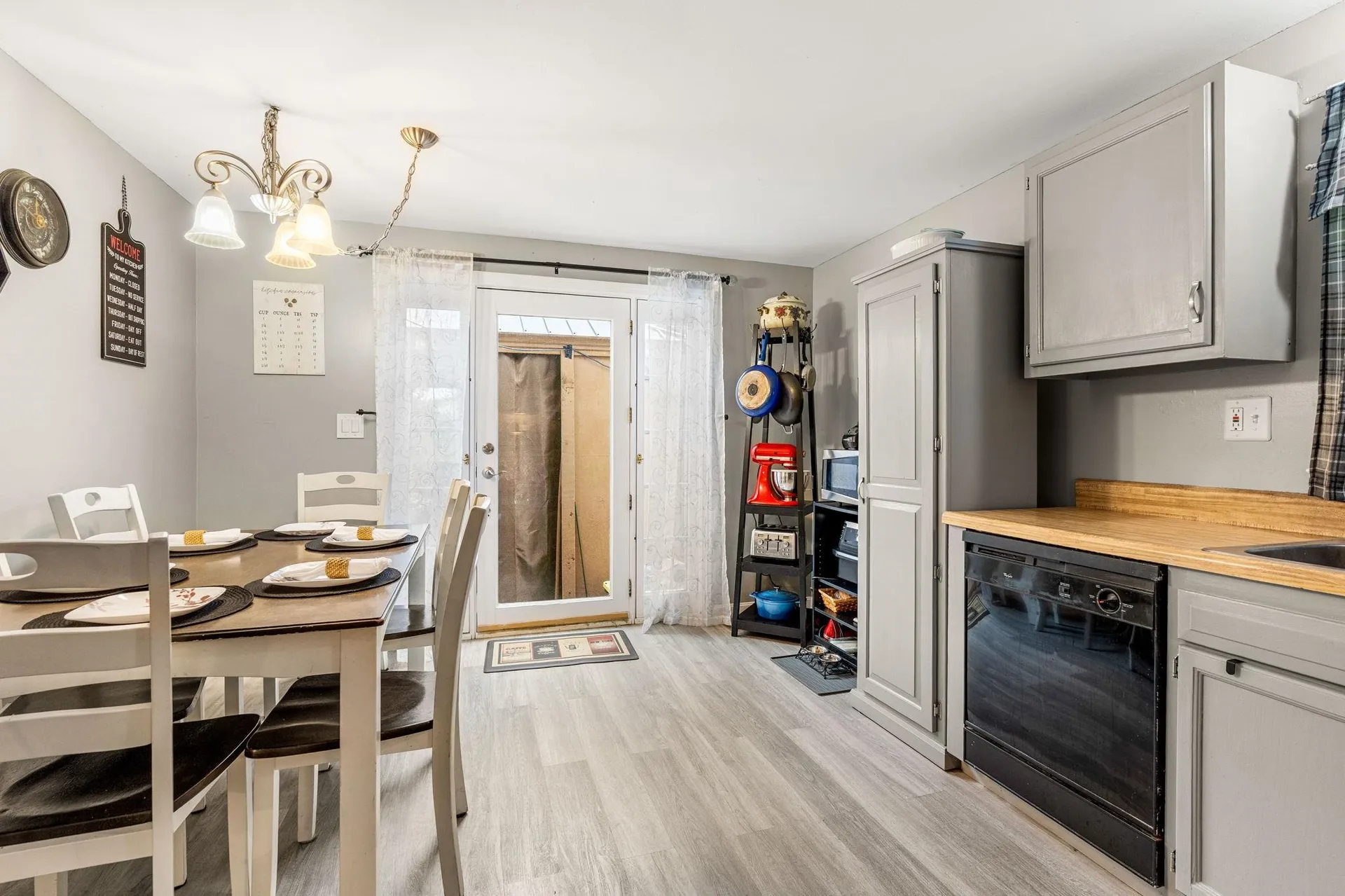 12L Rebecca Lane Derry NH 03038