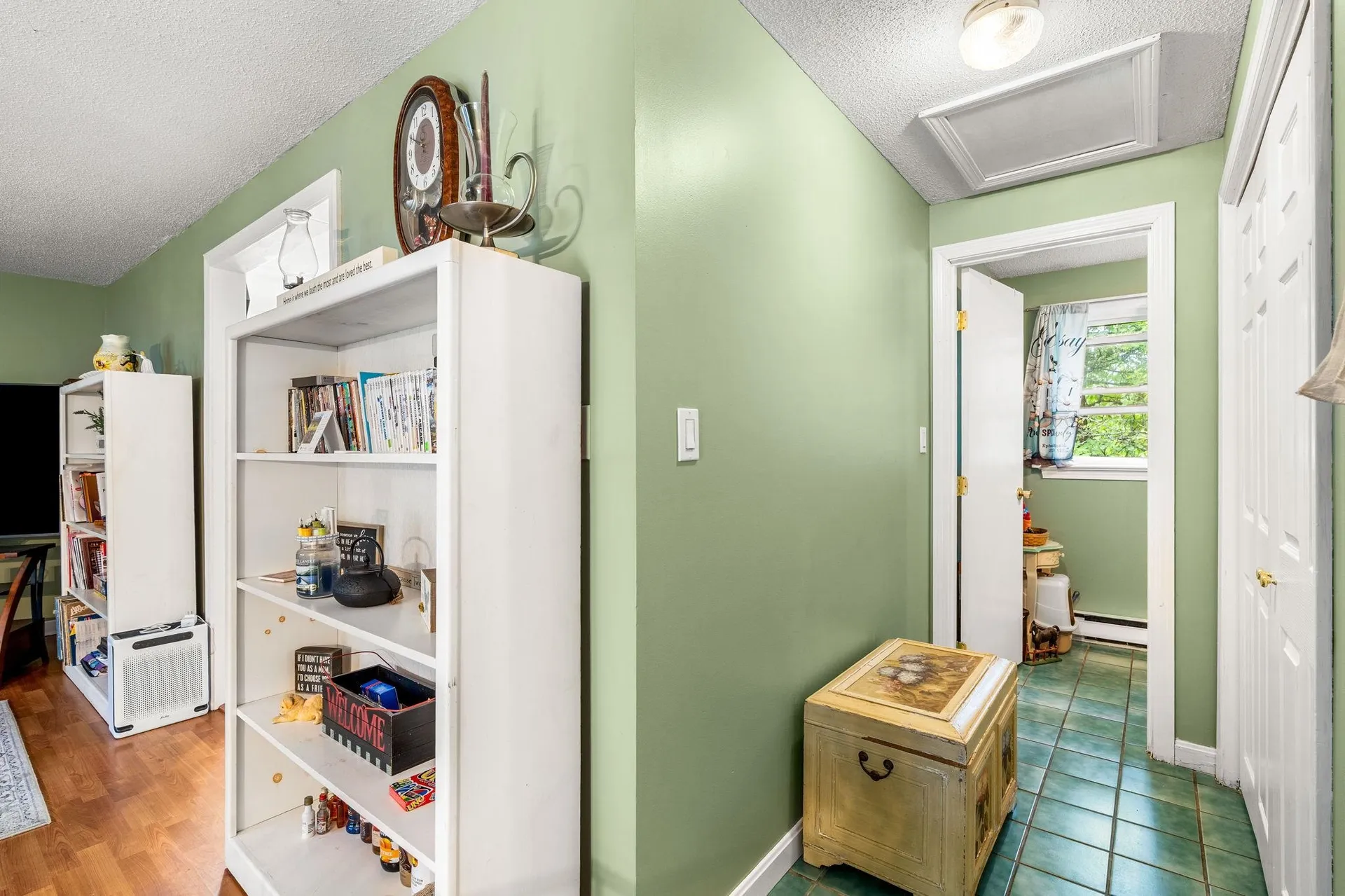 12L Rebecca Lane Derry NH 03038