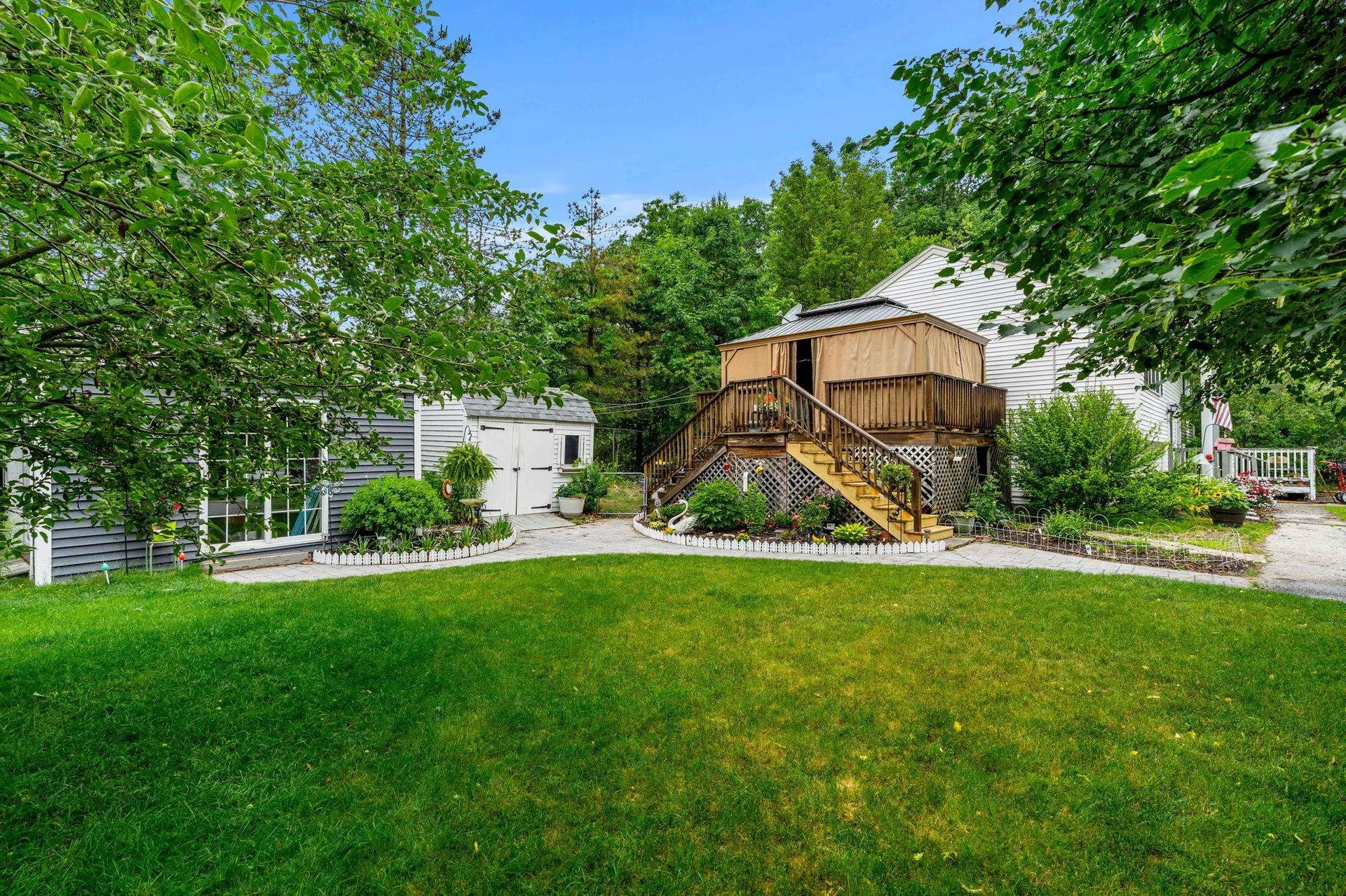 12L Rebecca Lane Derry NH 03038
