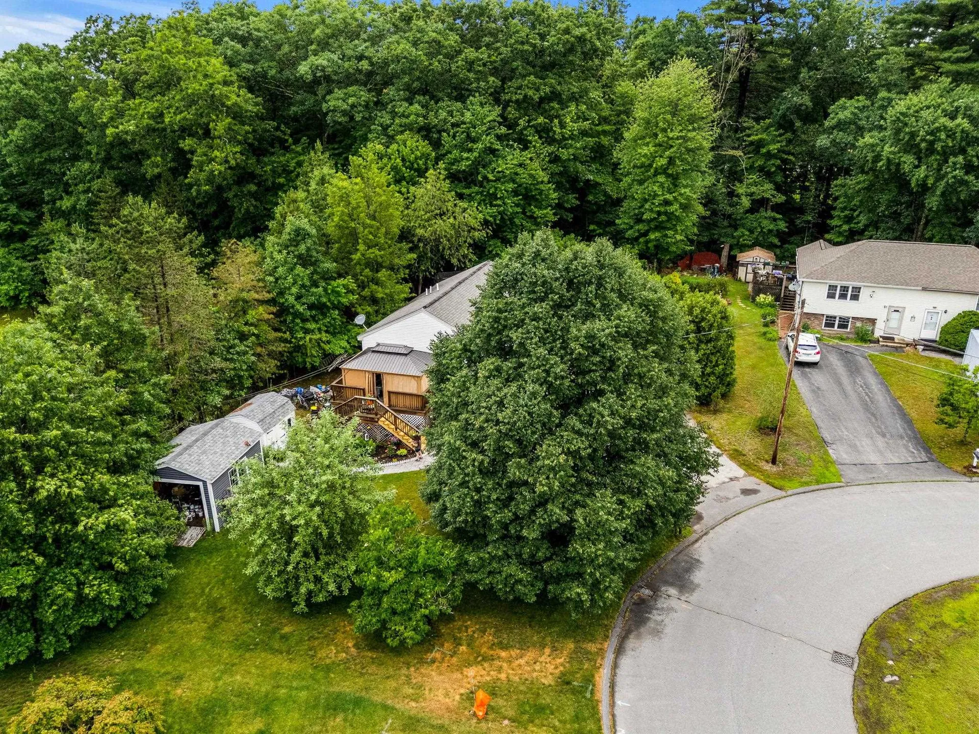 12L Rebecca Lane Derry NH 03038