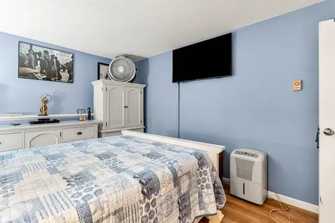 12L Rebecca Lane Derry NH 03038
